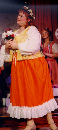 Beth in The Gondoliers 1998 — 'Giulia'