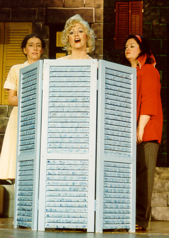 Sarajane in The Grand Duke 2001 — 'Julia', with Naomi Pless and Paula R. Gullo