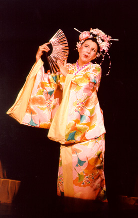 The Mikado 2000 — Susanna Adams as 'Yum-Yum'