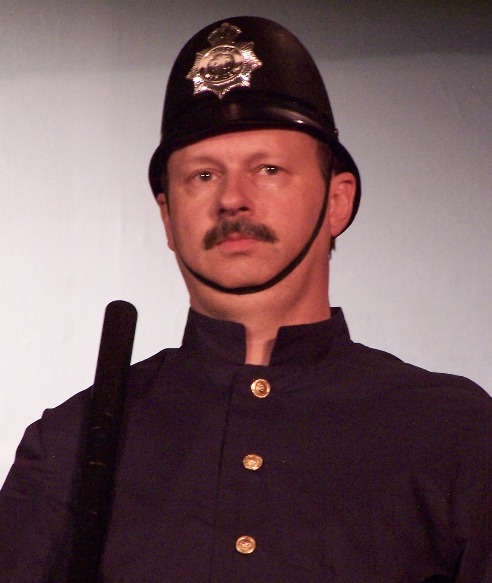 David in The Pirates of Penzance 2006